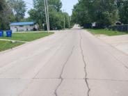 6th St west of 4th Ave (E)