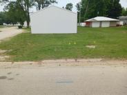 10th St west of 1st Ave (N)